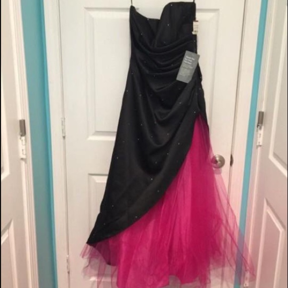 New with tags prom dress